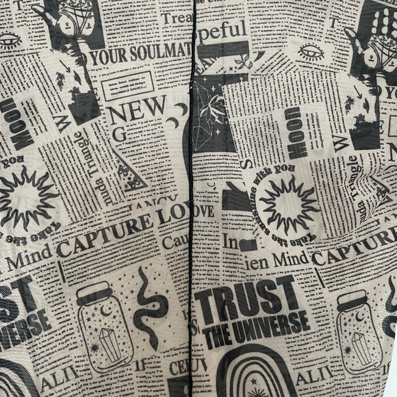 Windsor Sheer Mesh Celestial Crop Top - Picture 5 of 6